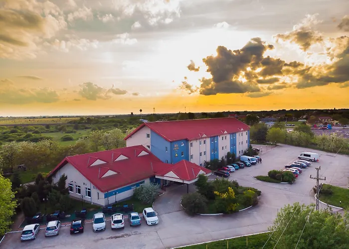 Iris Hotel